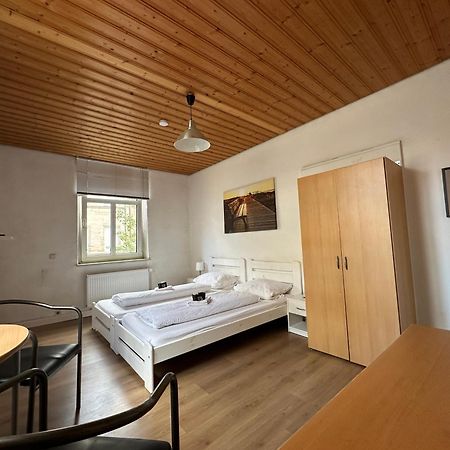 Privatzimmer Fuerth Zentrum ภายนอก รูปภาพ