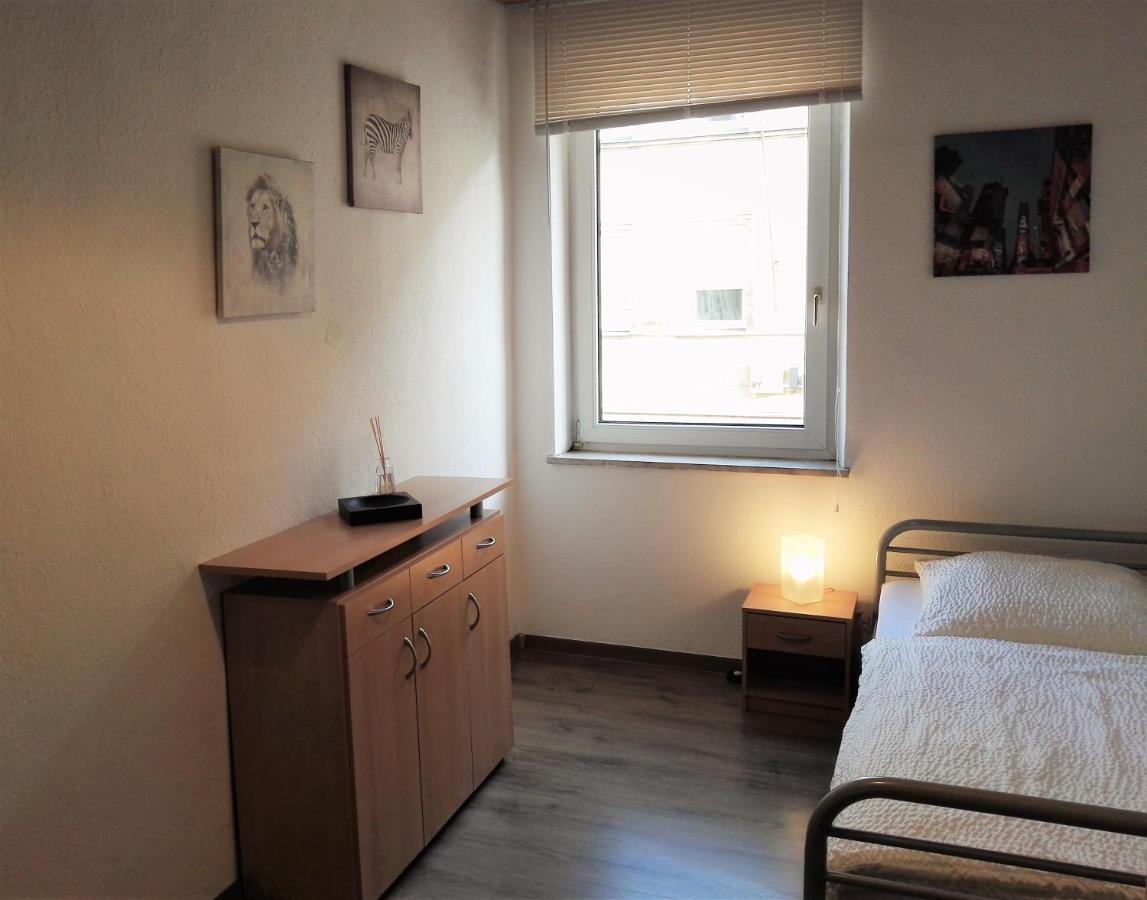 Privatzimmer Fuerth Zentrum ภายนอก รูปภาพ