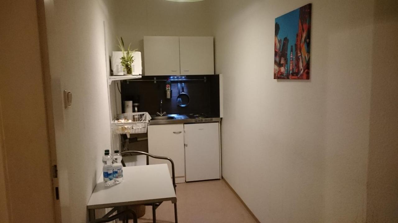 Privatzimmer Fuerth Zentrum ภายนอก รูปภาพ