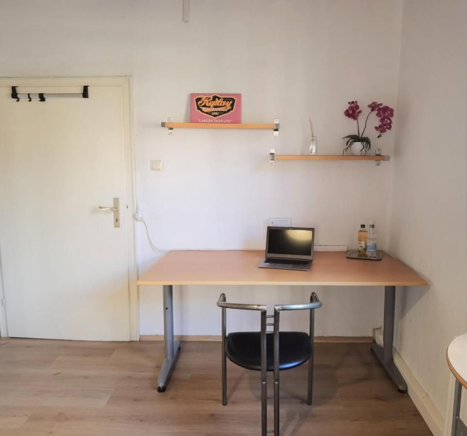 Privatzimmer Fuerth Zentrum ภายนอก รูปภาพ