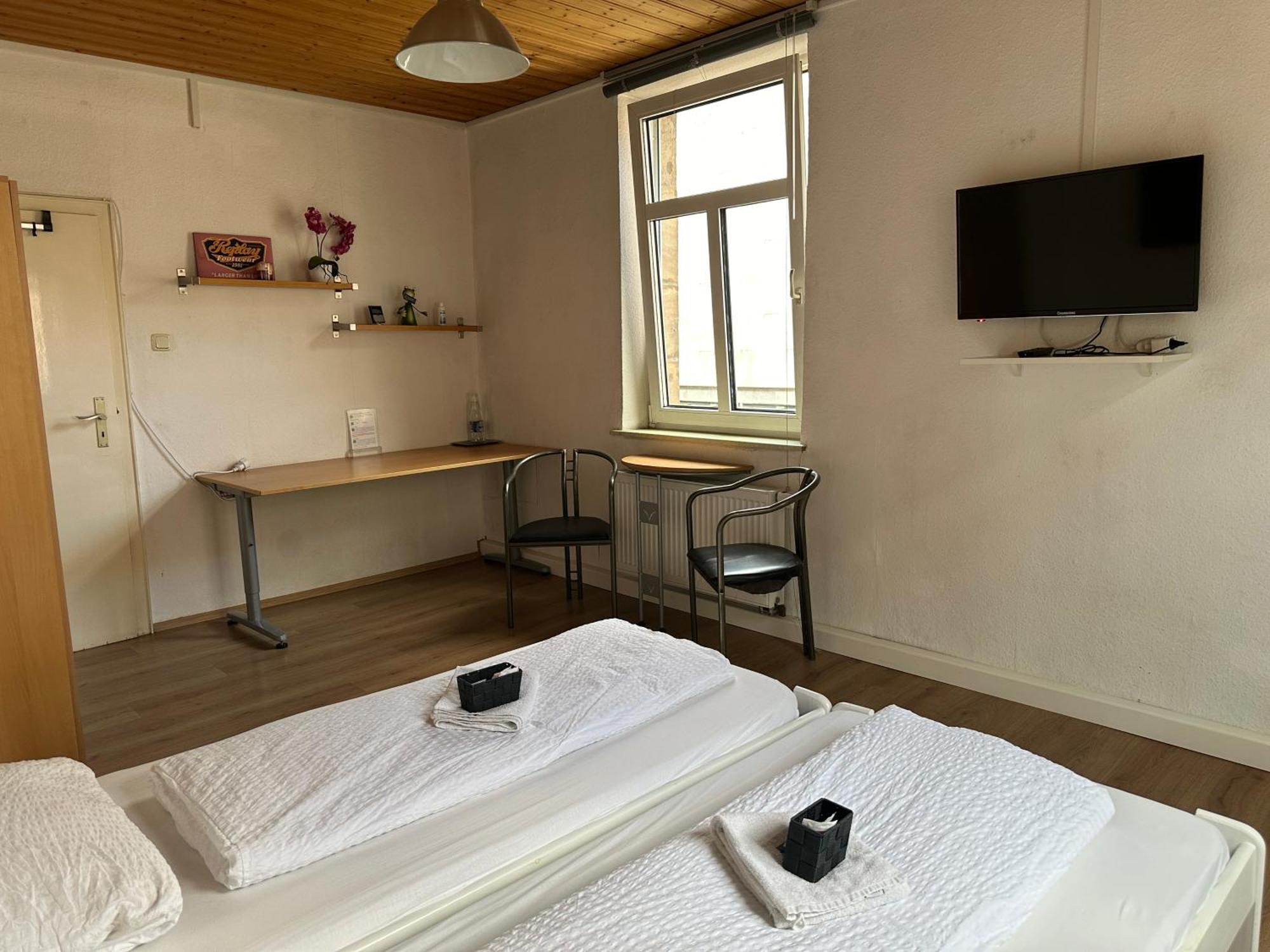 Privatzimmer Fuerth Zentrum ภายนอก รูปภาพ